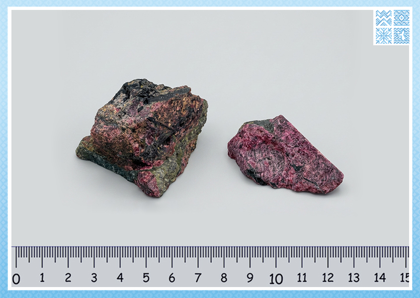 Эвдиалит — изображение 8